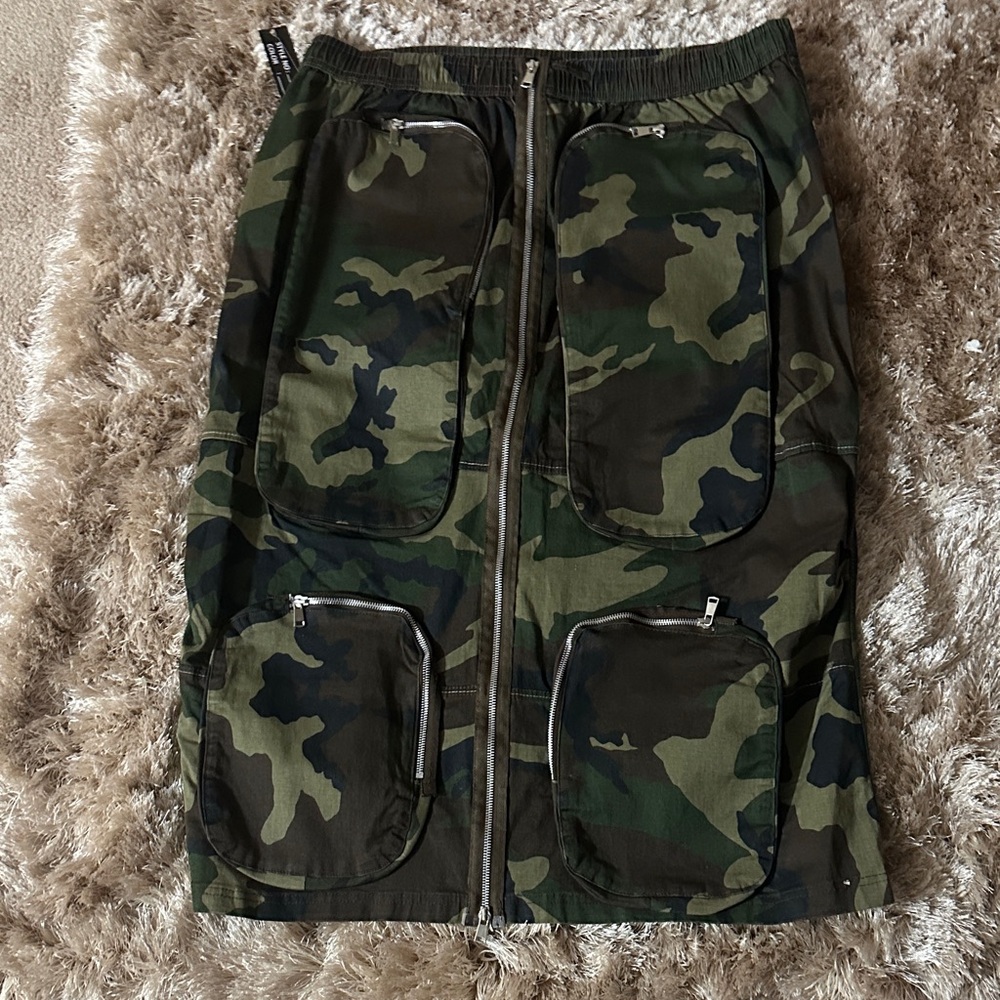 Camouflage Cargo Skirt with Zippers